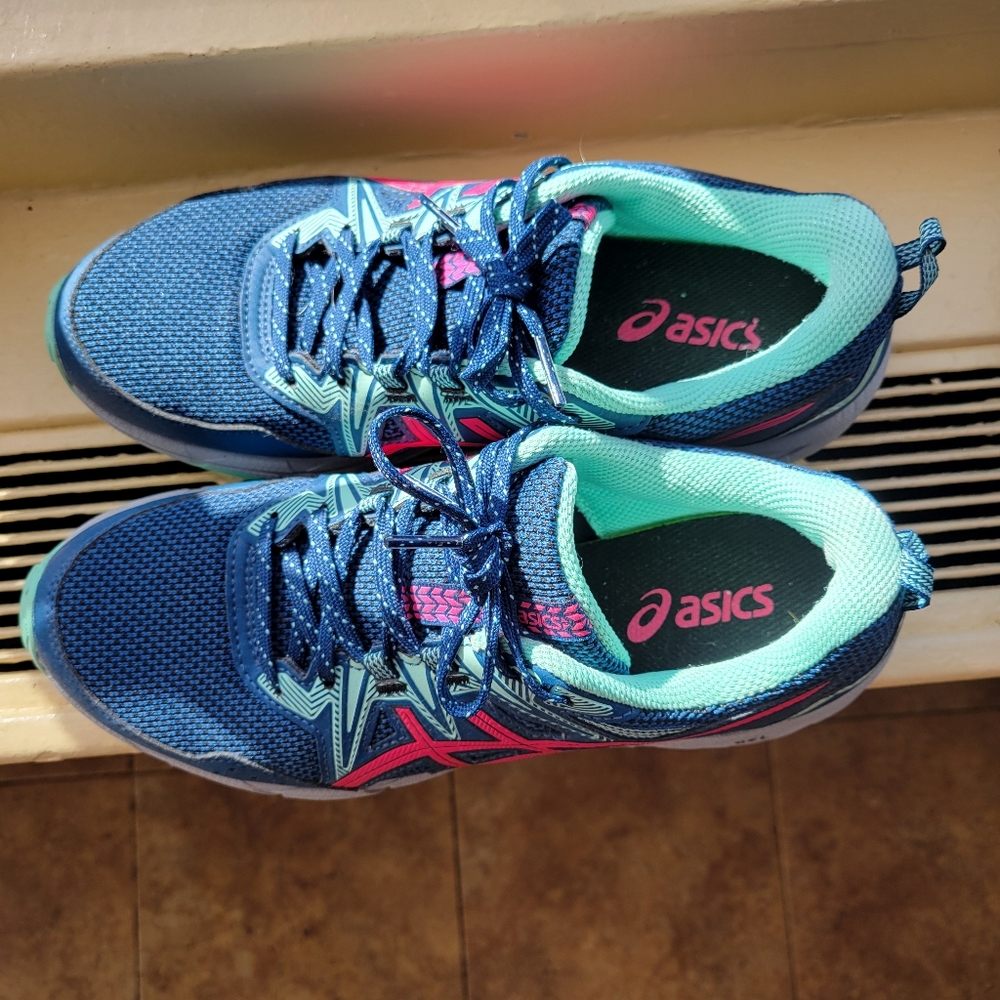 Womens Asic sneakers